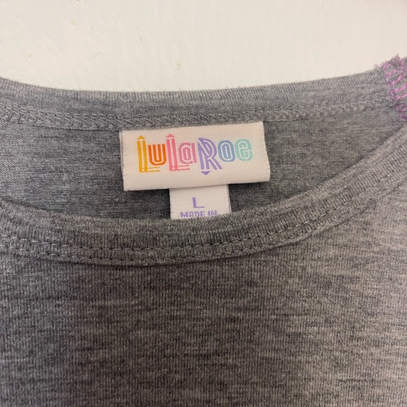 LuLaRoe Donald Duck Randy tee - Picture 4 of 4